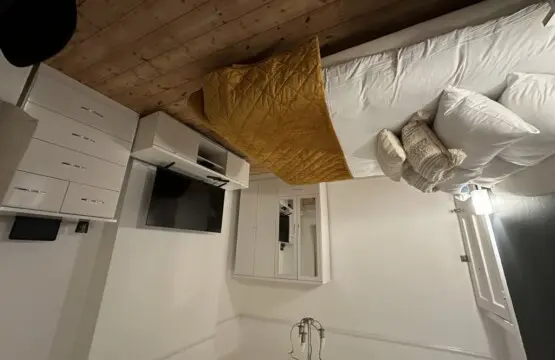 6797d2bf86418871223305.jpeg.jpg