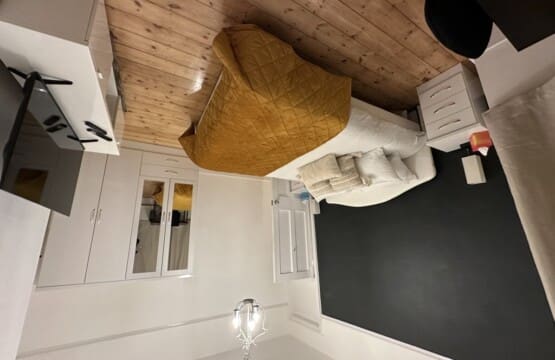 679007df68d83060100990.jpeg.jpg